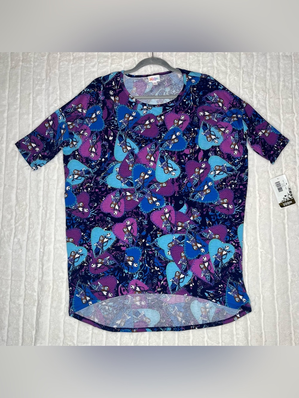 NWT LuLaRoe Disney Nightmare Before Christmas Jack & Sally Heart Irma Tunic - M